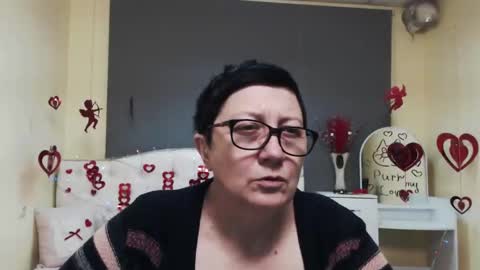 Emily online show from February 8, 5:38 pm