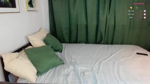 Emily online show from October 29, 10:06 am