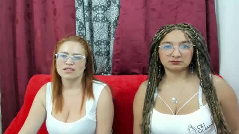 Snapshot of emilyriskhot chatting on March 5, 12:16 am emily friends online show from March 5, 12:16 am