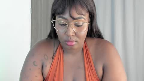 emilyrojas online show from February 8, 6:22 pm