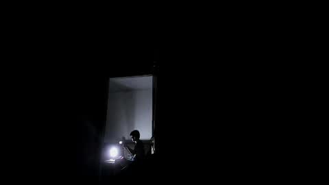  Emily Support me to have 100 likes plx online show from April 11, 8:29 am