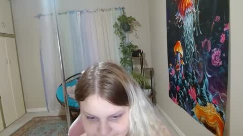 emily haze online show from March 1, 8:13 am