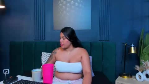 Emily Thyson online show from October 29, 12:07 pm