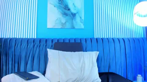 Emily Thyson online show from October 23, 12:39 pm