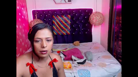 Emily online show from February 18, 6:58 pm