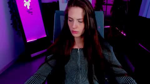 Emily online show from October 22, 8:39 am