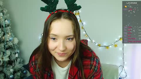 Snapshot of emilyxgrasez chatting on December 31, 1:26 am Emily online show from December 31, 1:26 am
