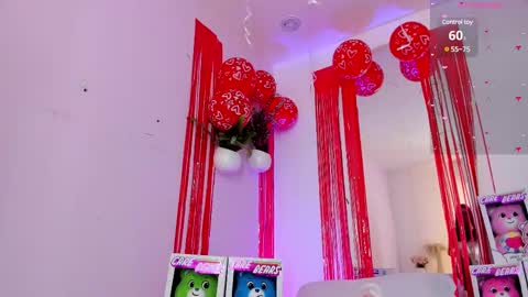 Emily Bank online show from February 24, 8:03 pm