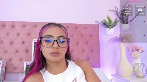 Emily Bank online show from February 27, 12:36 am