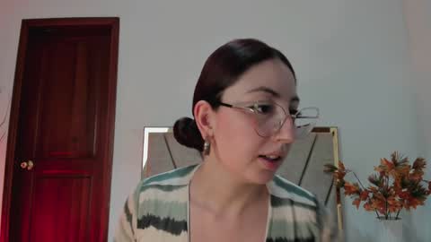 Snapshot of emilyywatson chatting on January 30, 11:33 am Emilyy Watson online show from January 30, 11:33 am