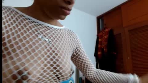 Snapshot of emilyzans07 chatting on February 23, 4:46 pm emilyzans07 online show from February 23, 4:46 pm
