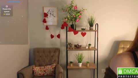 Tracy online show from March 6, 6:29 pm