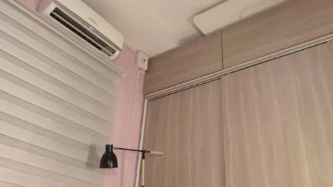 emma__rose1 online show from October 15, 2:48 am