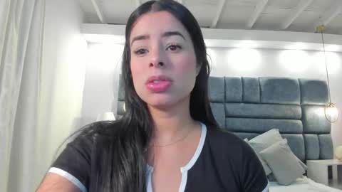 Snapshot of emma_castilloo chatting on September 14, 9:05 pm Emma Castillo online show from September 14, 9:05 pm