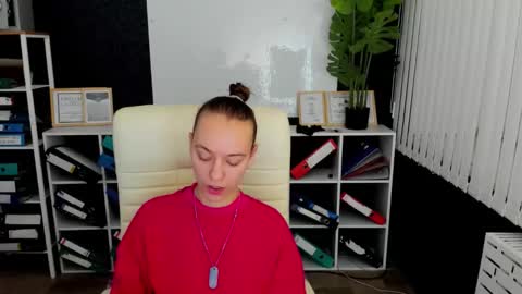 emma_chaser online show from February 13, 1:42 am