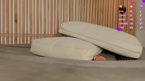 emma cleir online show from October 10, 9:41 pm