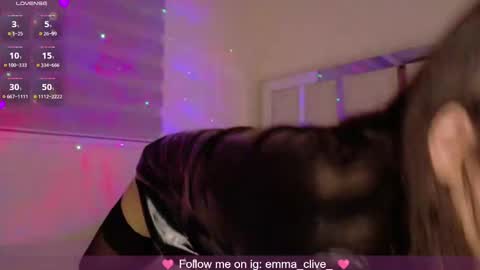 Snapshot of emma_clive chatting on February 19, 3:06 am Emma online show from February 19, 3:06 am