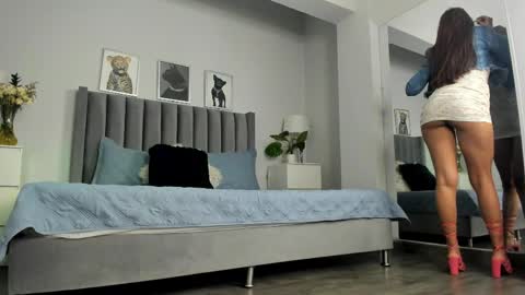 Emma online show from March 30, 8:20 pm