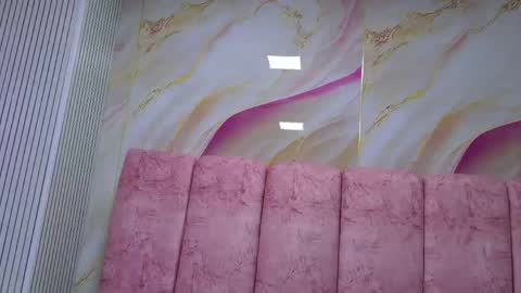 Emma online show from April 2, 3:03 am