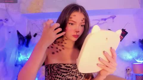 emma_jhoons online show from October 13, 11:34 am