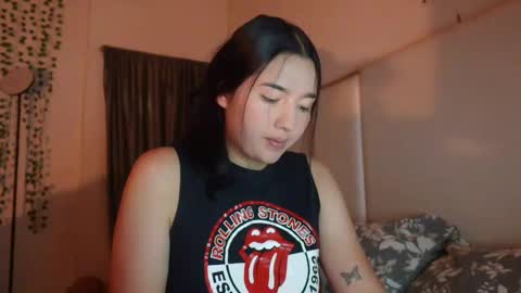 Snapshot of emma_johnson_ chatting on January 23, 2:23 am emma_johnson_ online show from January 23, 2:23 am