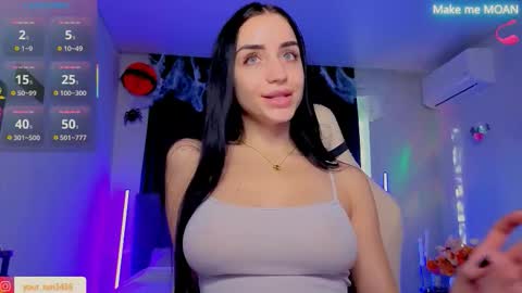 Emma online show from November 1, 1:10 pm