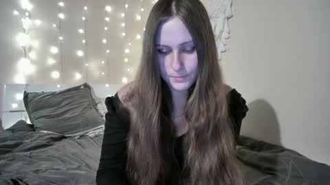 emma_just online show from September 30, 4:50 pm