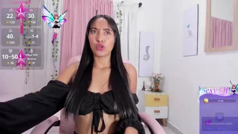 Emma online show from March 3, 7:07 pm