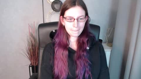 emma online show from January 9, 12:41 pm