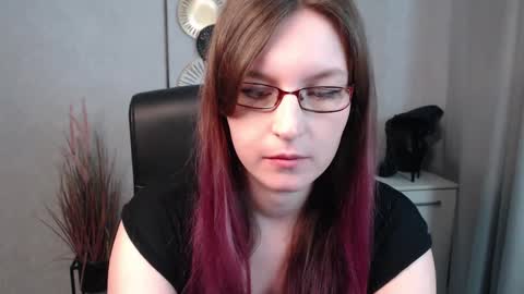 emma online show from March 7, 10:13 am