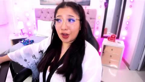 Emma Monserratt online show from February 20, 3:45 am