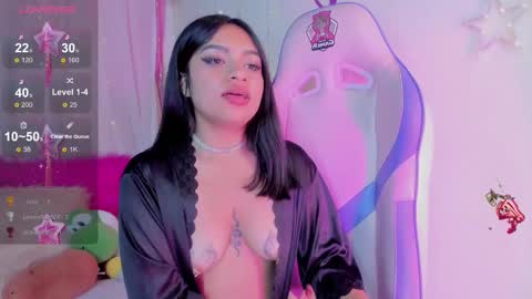 Snapshot of emma_soffia_ chatting on March 9, 5:17 pm EMMA online show from March 9, 5:17 pm