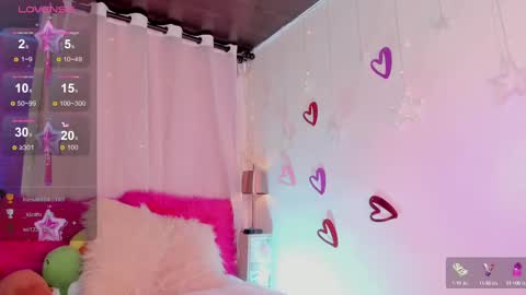 Snapshot of emma_soffia_ chatting on March 7, 9:59 pm EMMA online show from March 7, 9:59 pm