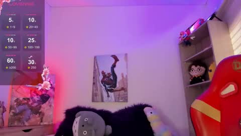 EMMA  online show from December 14, 2:12 pm