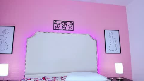 emma_whitee_ online show from September 27, 6:38 pm