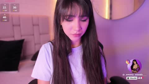Snapshot of emma_woods__ chatting on December 2, 3:31 pm emma_woods__ online show from December 2, 3:31 pm