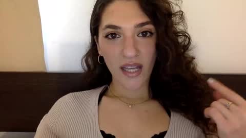 Emma online show from January 15, 5:47 pm