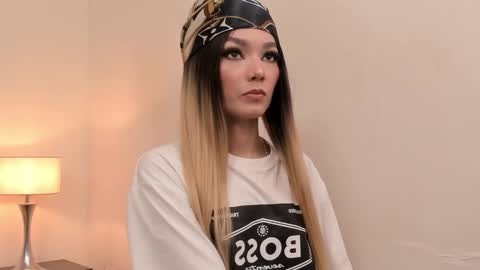 Emma  online show from February 11, 11:19 pm