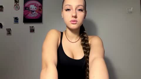 Lisa online show from June 28, 5:42 pm