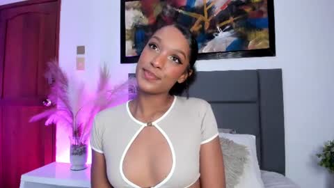 Emma Clarck online show from June 17, 6:13 pm