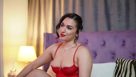  Emma  online show from December 13, 8:48 pm