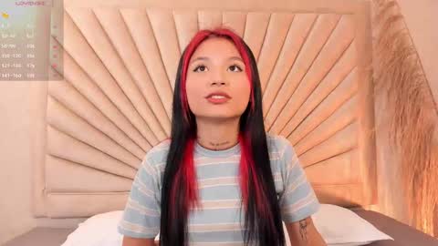           online show from November 6, 12:19 pm