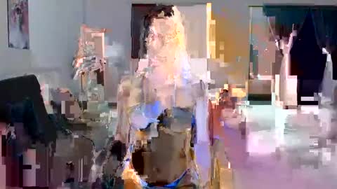 Snapshot of emmaellis chatting on January 12, 11:26 pm valentina online show from January 12, 11:26 pm