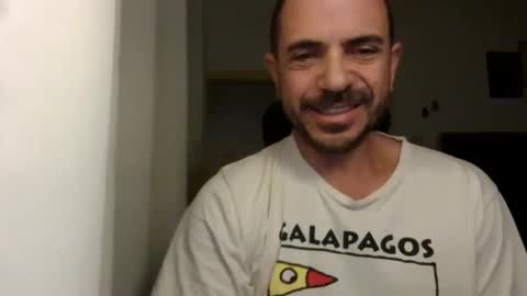 Ariel online show from December 12, 4:26 am