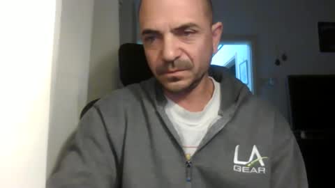 Ariel online show from February 26, 3:35 am