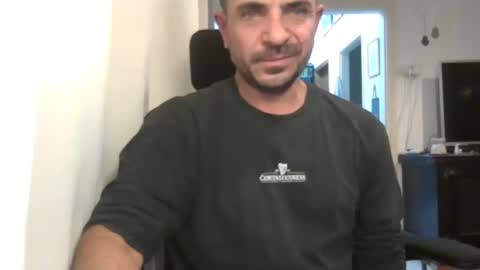 Ariel online show from December 26, 9:15 pm