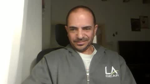 Ariel online show from March 6, 3:46 am