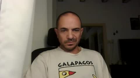 Ariel online show from December 24, 4:44 am