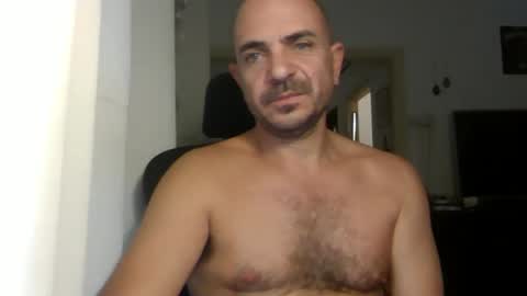 Ariel online show from November 14, 8:38 am