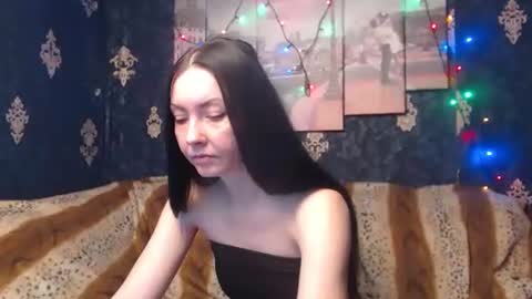 Snapshot of emmagoldx chatting on March 5, 9:49 am EmmaGoldX online show from March 5, 9:49 am